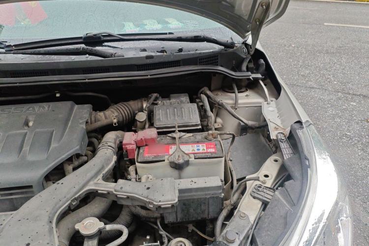 Used Venucia D50 2015 1.6L Automatic Fashion Edition Engine Bay Left