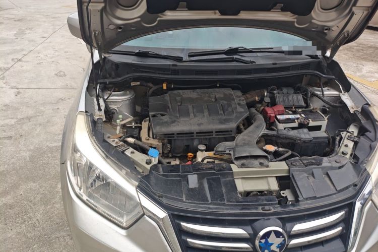 Used Venucia D50 2015 1.6L Automatic Fashion Edition Engine Bay Right