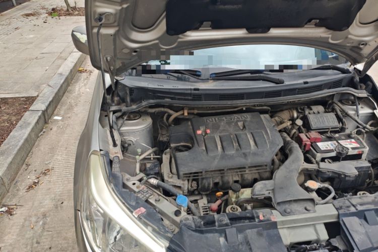 Used Venucia D50 2015 1.6L Automatic Fashion Edition Engine Bay Right
