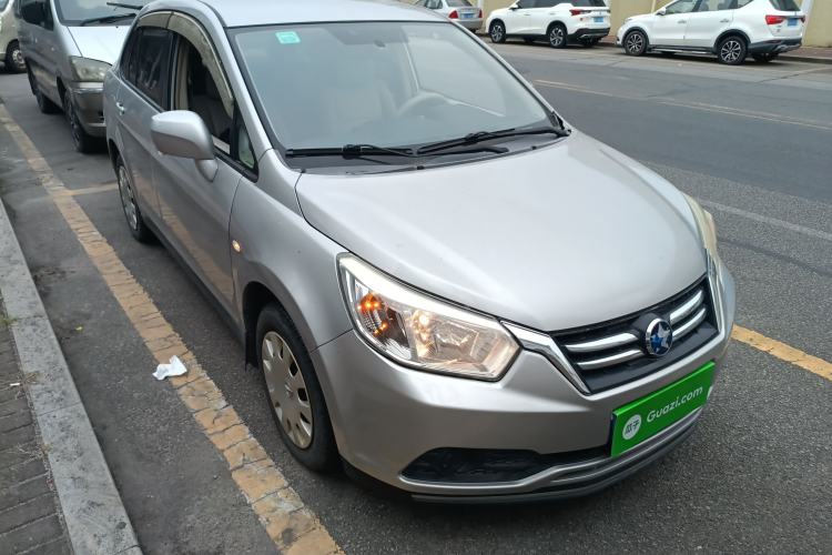 Used Venucia D50 2015 1.6L Manual Fashion Edition Exterior 1
