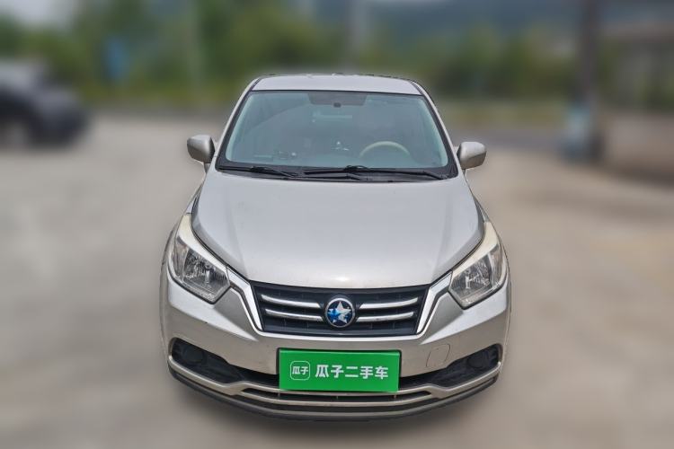 Used Venucia D50 2015 1.6L Automatic Fashion Edition Front