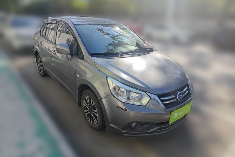 Used Venucia D50 2015 1.6L Automatic Fashion Edition Front Right 45 Deg