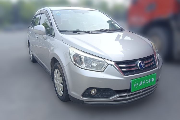 Used Venucia D50 2015 1.6L Manual Fashion Edition Front Right 45 Deg