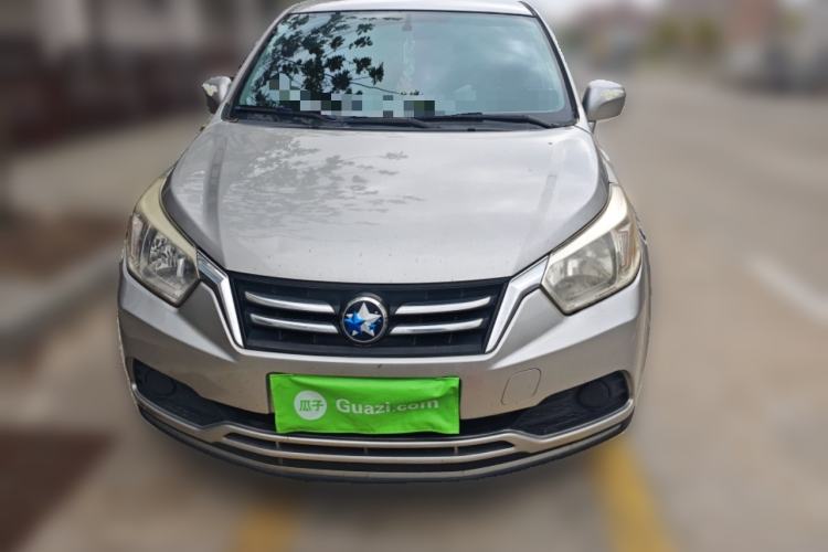 Used Venucia D50 2015 1.6L Automatic Fashion Edition Front