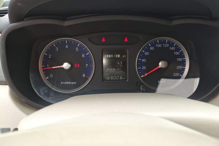 Used Venucia D50 2015 1.6L Automatic Fashion Edition Instrument Cluster