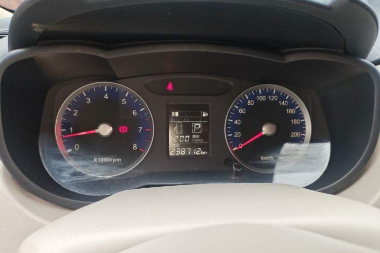 Used Venucia D50 2015 1.6L Automatic Fashion Edition Instrument Cluster