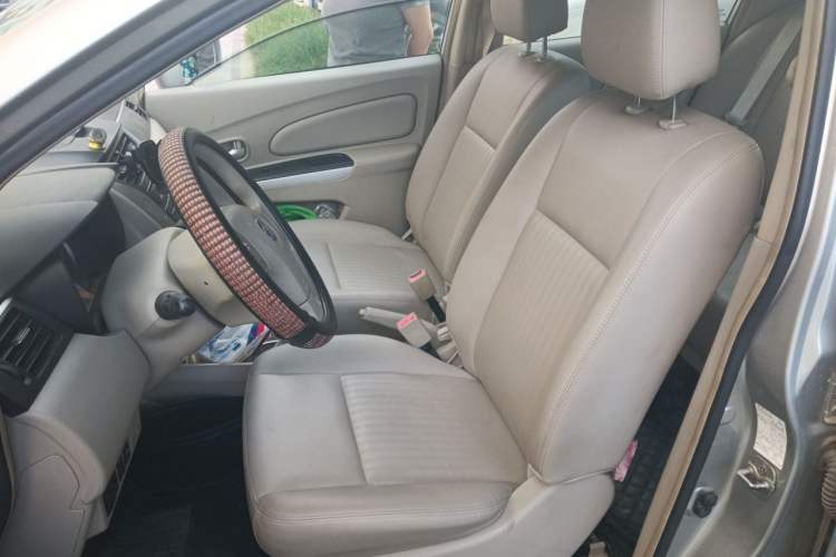 Used Venucia D50 2015 1.6L Manual Luxury Edition Left Front Seat