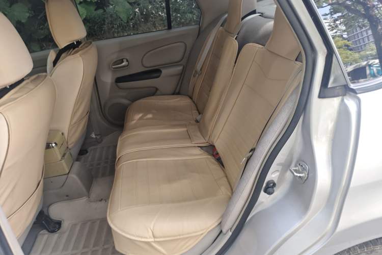 Used Venucia D50 2015 1.6L Manual Fashion Edition Left Rear Seat