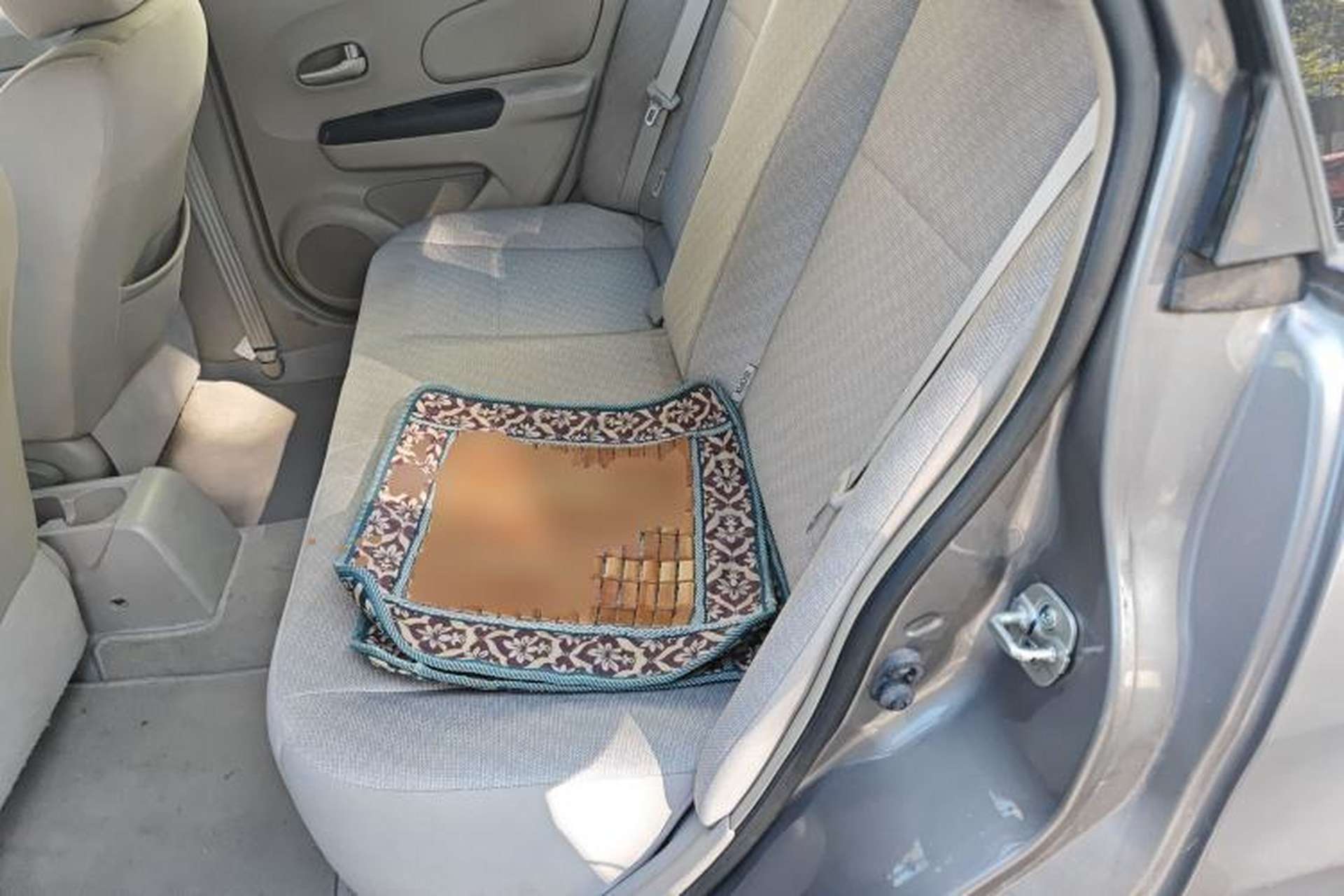 Used Venucia D50 2015 1.6L Automatic Fashion Edition Left Rear Seat