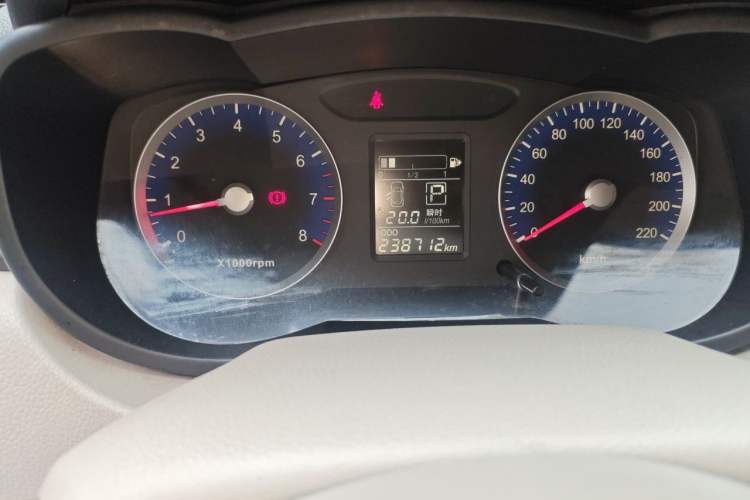 Used Venucia D50 2015 1.6L Automatic Fashion Edition Odometer Close Up