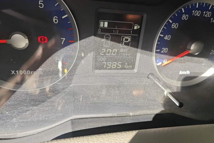 Used Venucia D50 2015 1.6L Automatic Fashion Edition Odometer Close Up