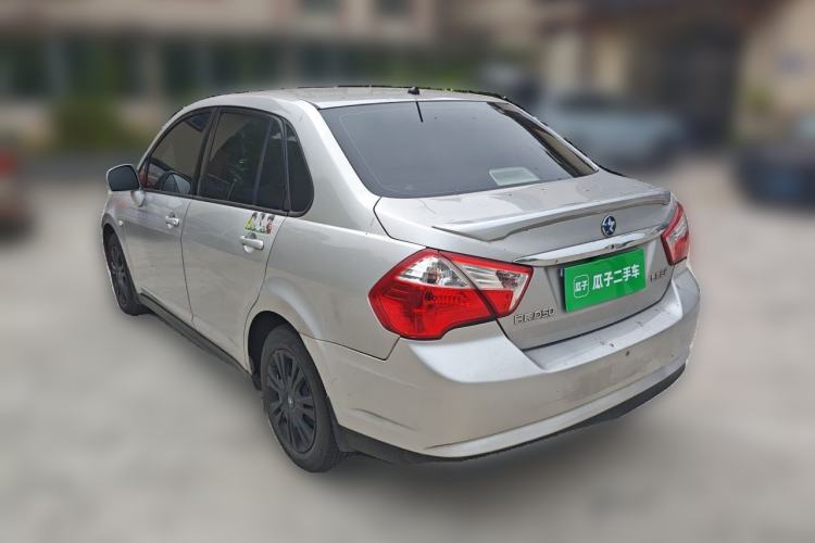 Used Venucia D50 2015 1.6L Automatic Fashion Edition Rear Left 45 Deg
