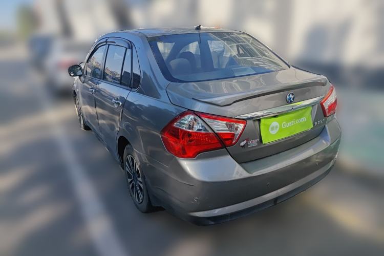 Used Venucia D50 2015 1.6L Automatic Fashion Edition Rear Left 45 Deg