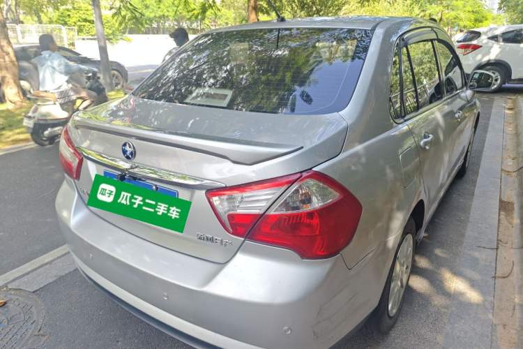 Used Venucia D50 2015 1.6L Manual Fashion Edition Rear Right 45 Deg