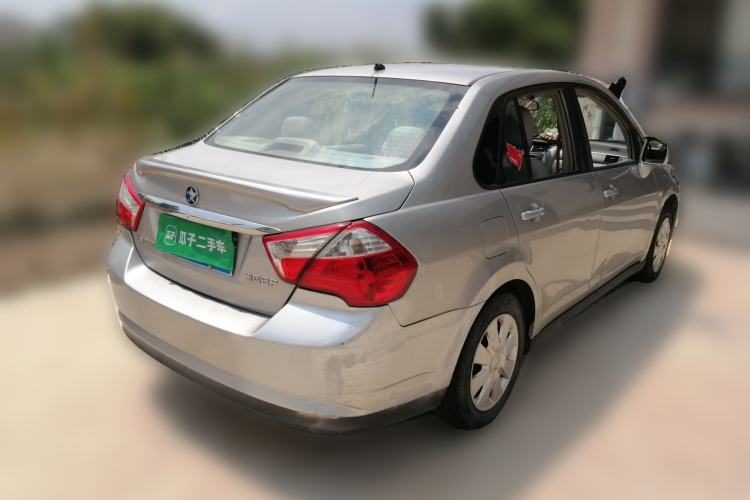 Used Venucia D50 2015 1.6L Manual Fashion Edition Rear Right 45 Deg
