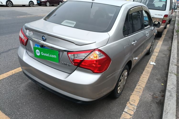 Used Venucia D50 2015 1.6L Manual Fashion Edition Rear Right 45 Deg