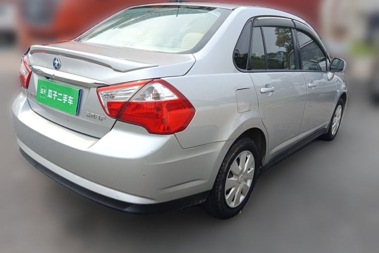 Used Venucia D50 2015 1.6L Manual Fashion Edition Rear Right 45 Deg
