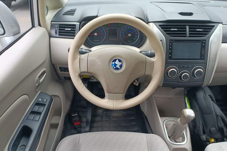 Used Venucia D50 2015 1.6L Manual Fashion Edition Steering Wheel