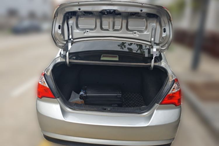 Used Venucia D50 2015 1.6L Automatic Fashion Edition Trunk