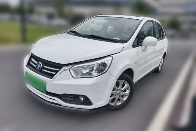 Used Venucia D50 2015 1.6L Manual Luxury Edition