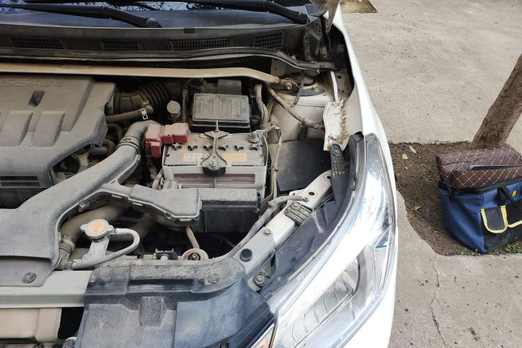 Used Venucia D50 2015 1.6L Manual Fashion Edition Engine Bay Left