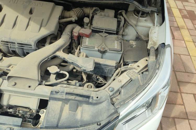 Used Venucia D50 2015 1.6L Manual Luxury Edition Engine Bay Left