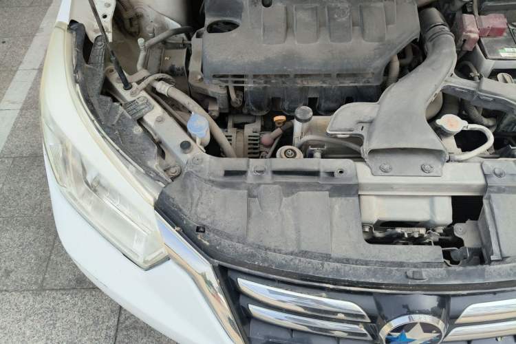 Used Venucia D50 2015 1.6L Manual Fashion Edition Engine Bay Right