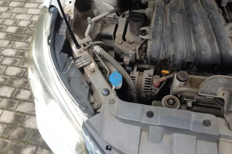 Used Venucia D50 2015 1.6L Manual Fashion Edition Engine Bay Right