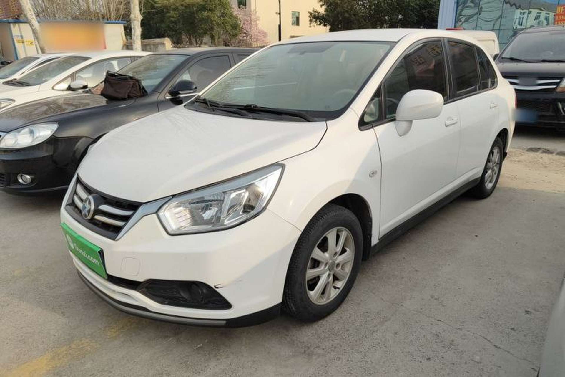 Used Venucia D50 2015 1.6L Manual Fashion Edition Front Left 45 Deg