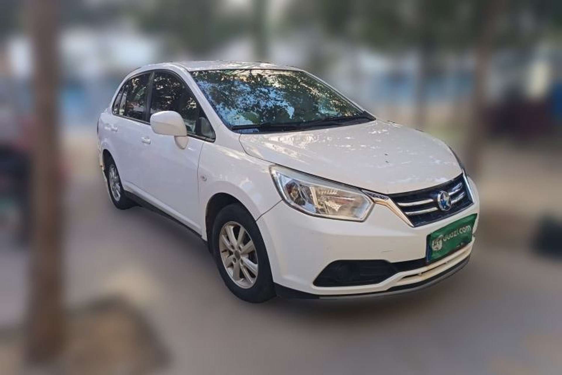 Used Venucia D50 2015 1.6L Manual Fashion Edition Front Right 45 Deg