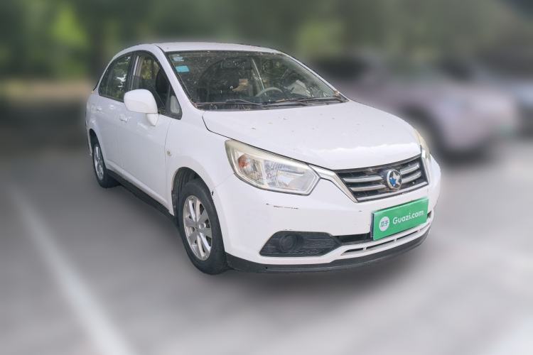 Used Venucia D50 2015 1.6L Manual Fashion Edition Front Right 45 Deg