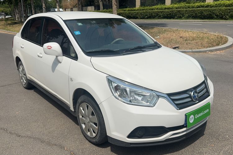 Used Venucia D50 2015 1.6L Manual Fashion Edition Front Right 45 Deg