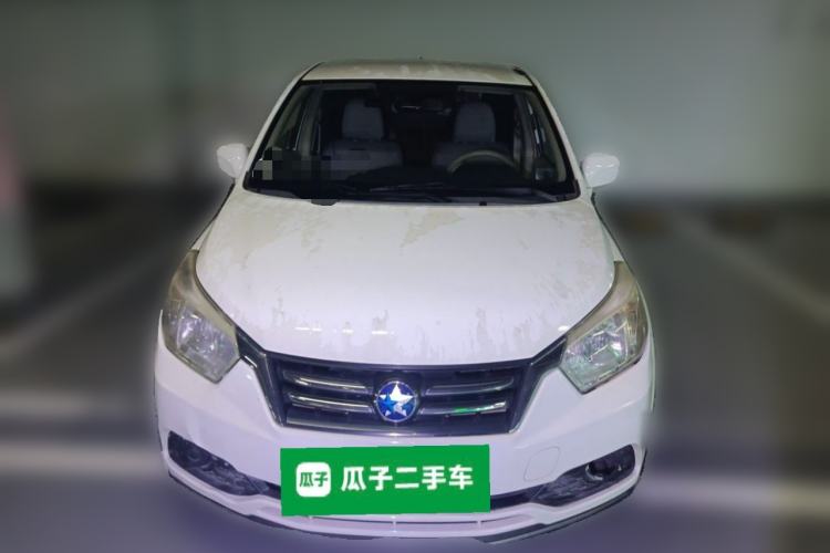 Used Venucia D50 2015 1.6L Automatic Fashion Edition Front