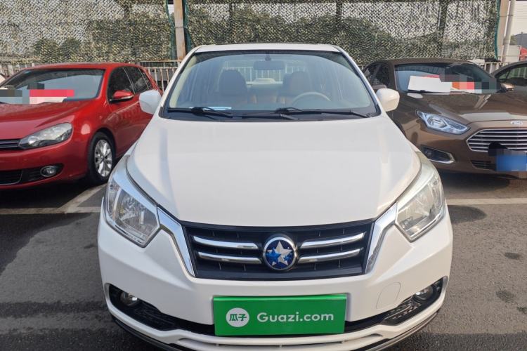 Used Venucia D50 2015 1.6L Automatic Luxury Edition Front