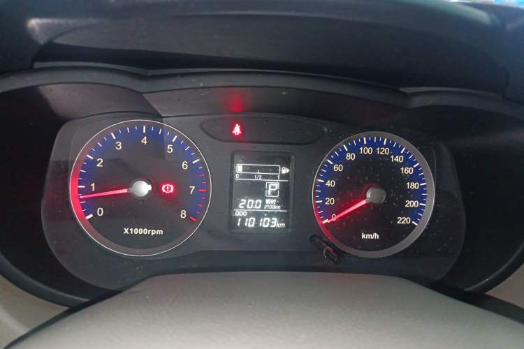 Used Venucia D50 2015 1.6L Automatic Fashion Edition Instrument Cluster