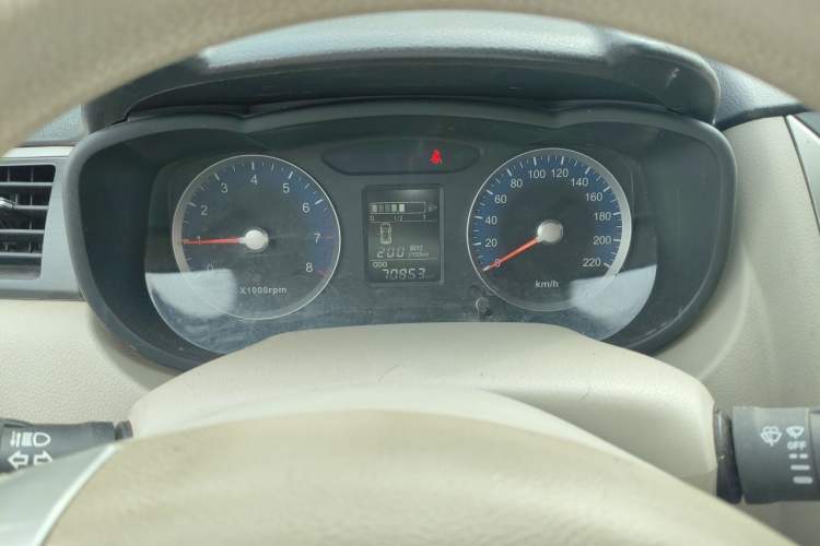 Used Venucia D50 2015 1.6L Manual Luxury Edition Instrument Cluster