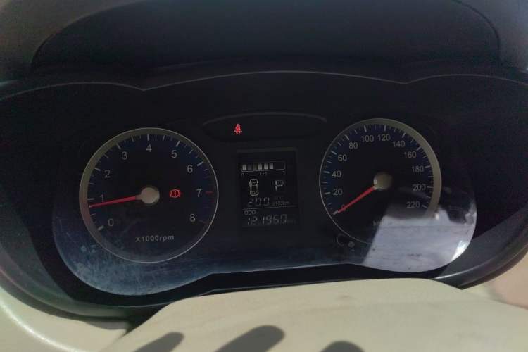 Used Venucia D50 2015 1.6L Automatic Fashion Edition Instrument Cluster