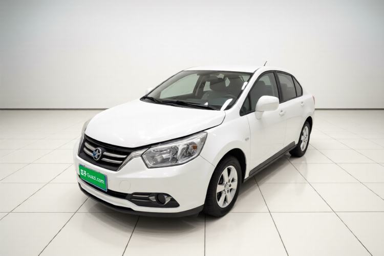 Venucia D50 2015 1.6L Automatic Fashion Edition с пробегом Guazi used car, China used car export, Used car for sale, Used cars, Cheapest cars for sale