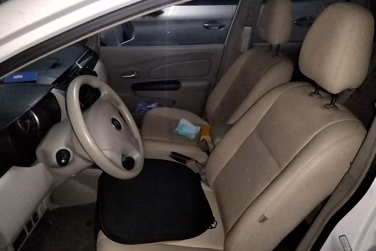Used Venucia D50 2015 1.6L Automatic Fashion Edition Left Front Seat
