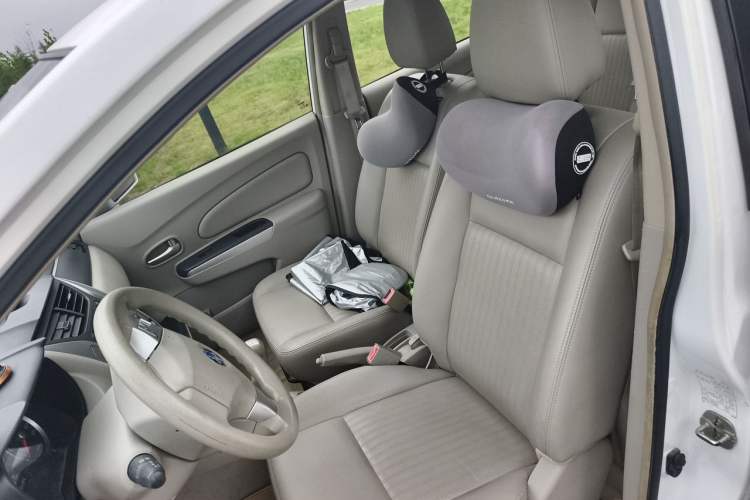 Used Venucia D50 2015 1.6L Manual Luxury Edition Left Front Seat