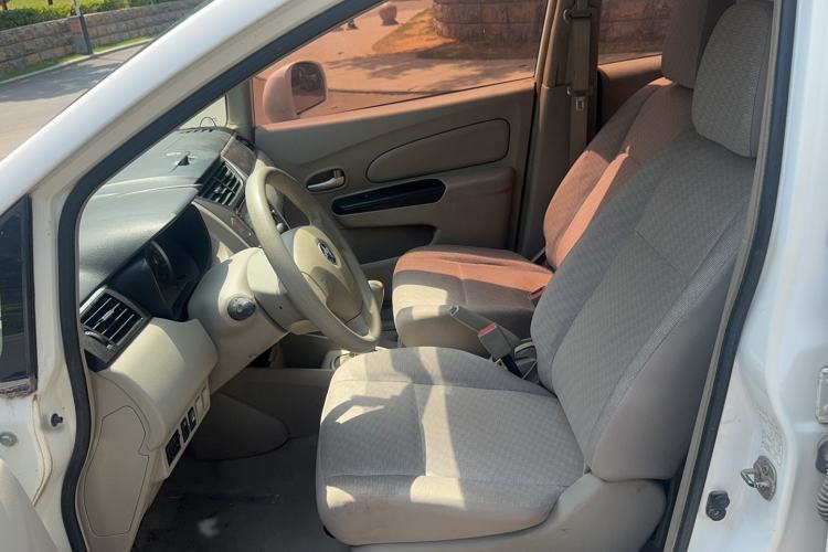 Used Venucia D50 2015 1.6L Manual Fashion Edition Left Front Seat
