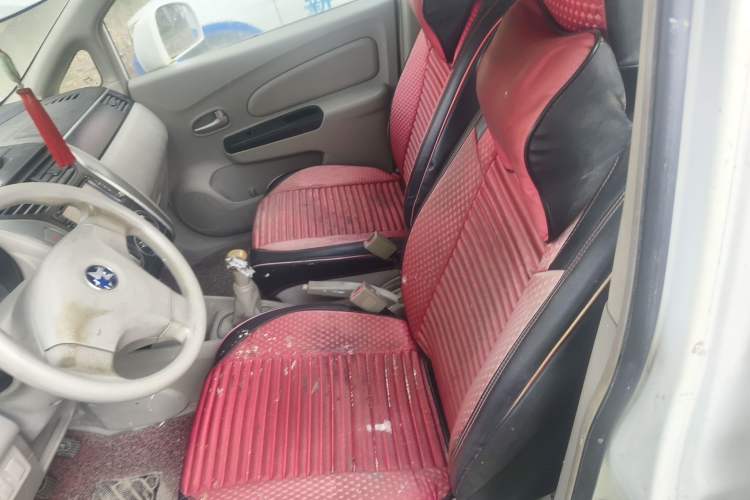 Used Venucia D50 2015 1.6L Manual Fashion Edition Left Front Seat