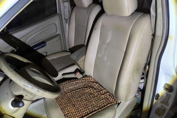 Used Venucia D50 2015 1.6L Manual Fashion Edition Left Front Seat