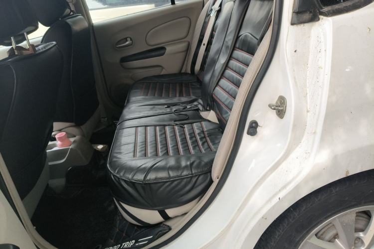 Used Venucia D50 2015 1.6L Manual Fashion Edition Left Rear Seat