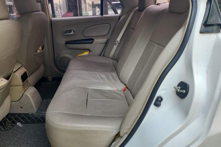 Used Venucia D50 2015 1.6L Manual Fashion Edition Left Rear Seat