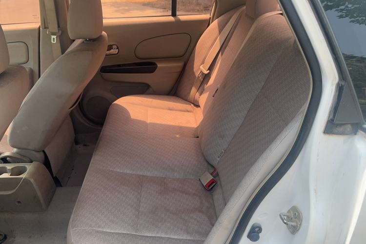 Used Venucia D50 2015 1.6L Manual Fashion Edition Left Rear Seat