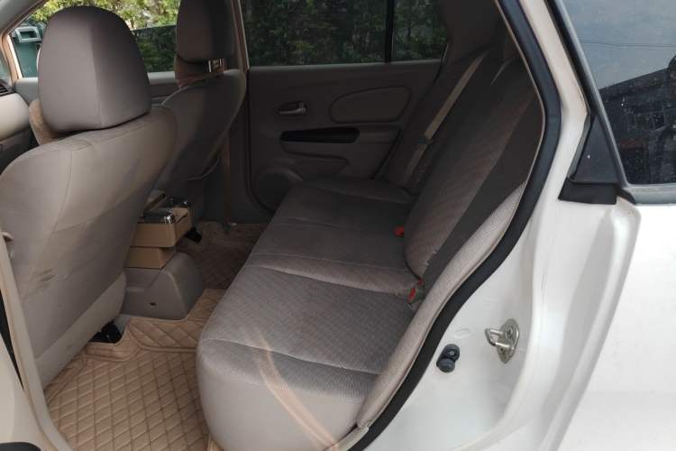 Used Venucia D50 2015 1.6L Automatic Fashion Edition Left Rear Seat