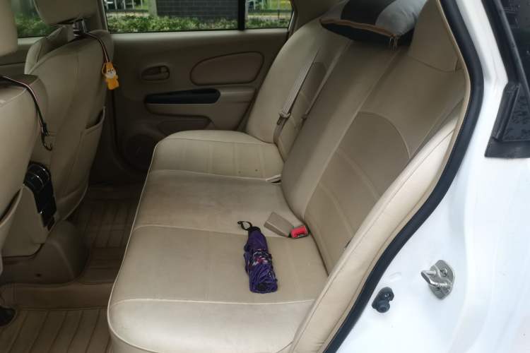Used Venucia D50 2015 1.6L Manual Fashion Edition Left Rear Seat