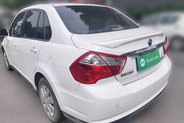 Used Venucia D50 2015 1.6L Manual Fashion Edition Rear Left 45 Deg