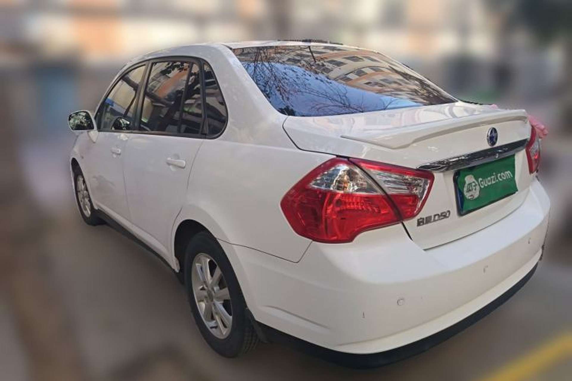 Used Venucia D50 2015 1.6L Manual Fashion Edition Rear Left 45 Deg